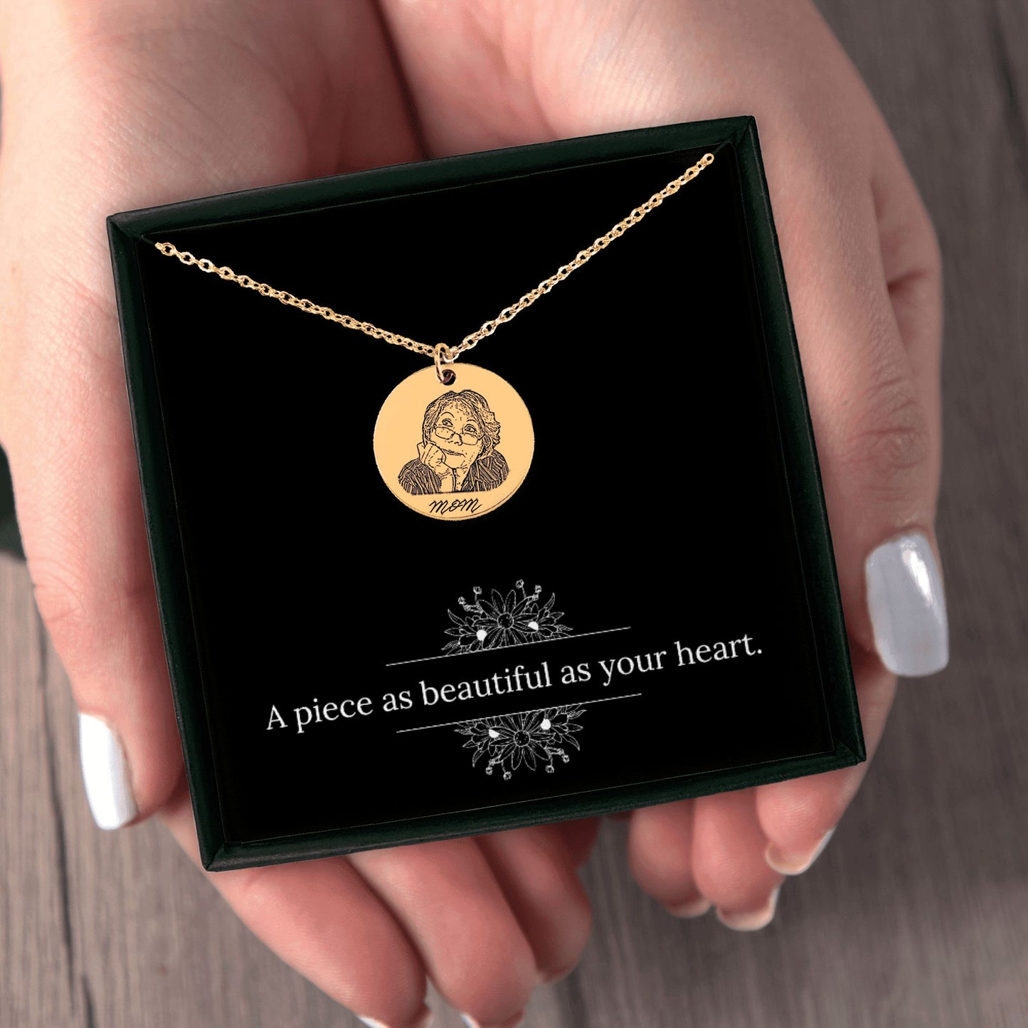 Portrait Pendant